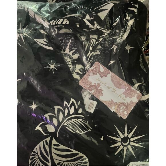 NWT Band Og Gypsies Haylee Black Celestial Wrap Maxi Dress Size XS - Picture 5 of 5